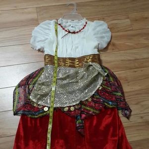 Gypsy dress  8-10
